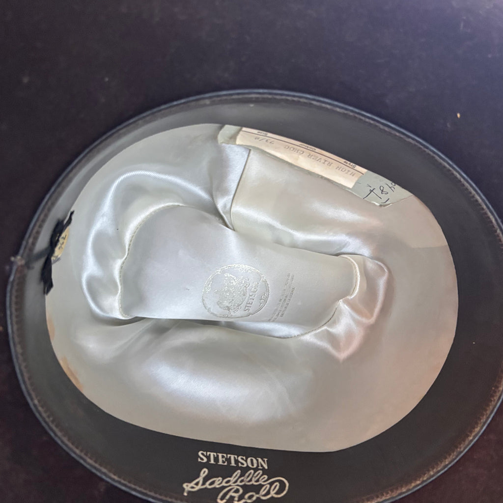 K375 Set of 2 vintage cowboy hats