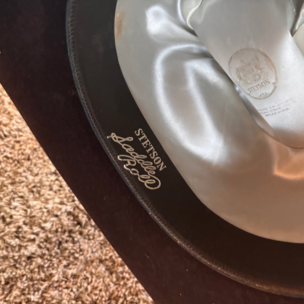 K375 Set of 2 vintage cowboy hats