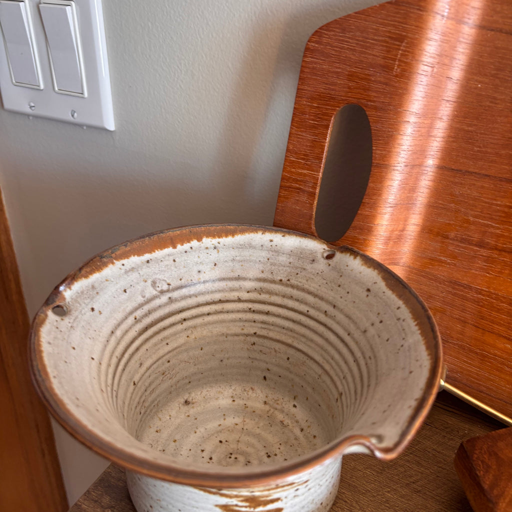 K378 Home Decor Grouping (wooden tray and more)