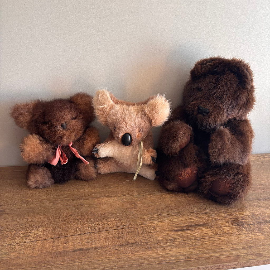 K380 Vintage Stuffed Animal Grouping