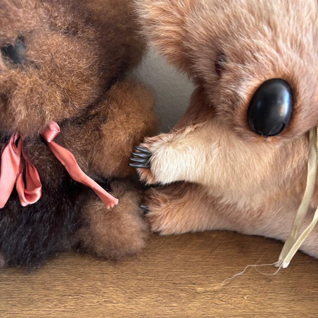 K380 Vintage Stuffed Animal Grouping