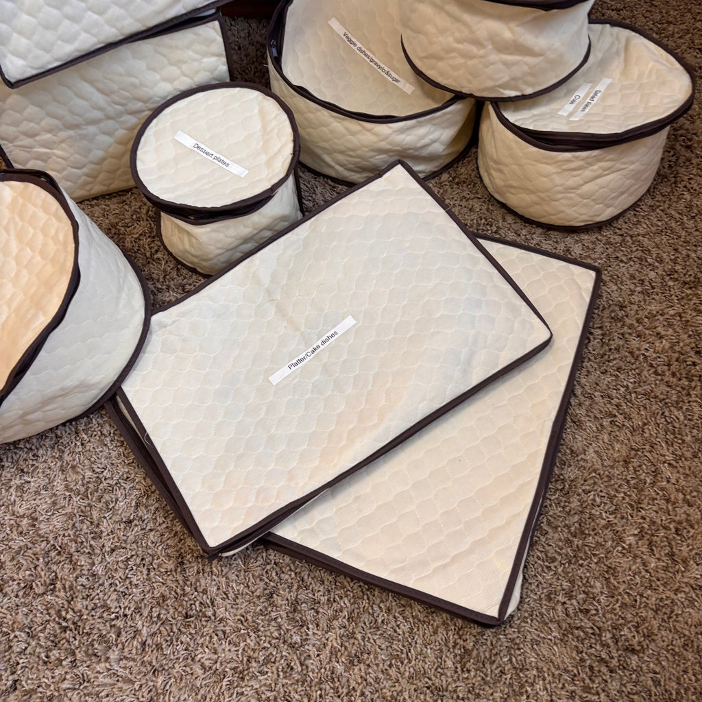 K382 Aynsley "Oak" pattern china grouping (56 pieces plus covers)