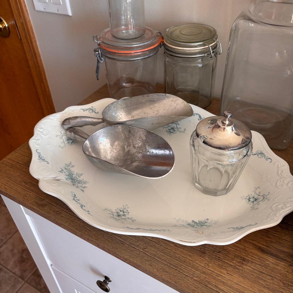 K386 Vintage Kitchen Grouping (glass jars and more)