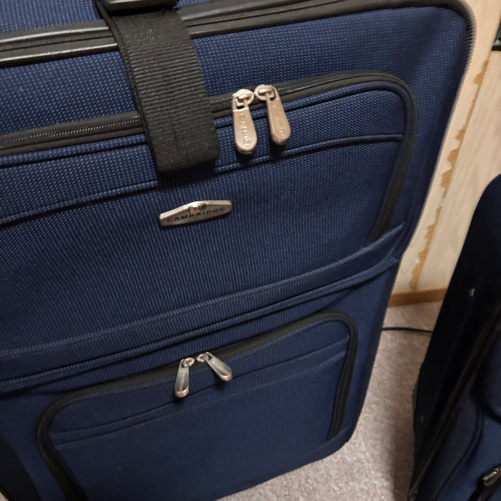 K501 4 Piece Luggage Grouping
