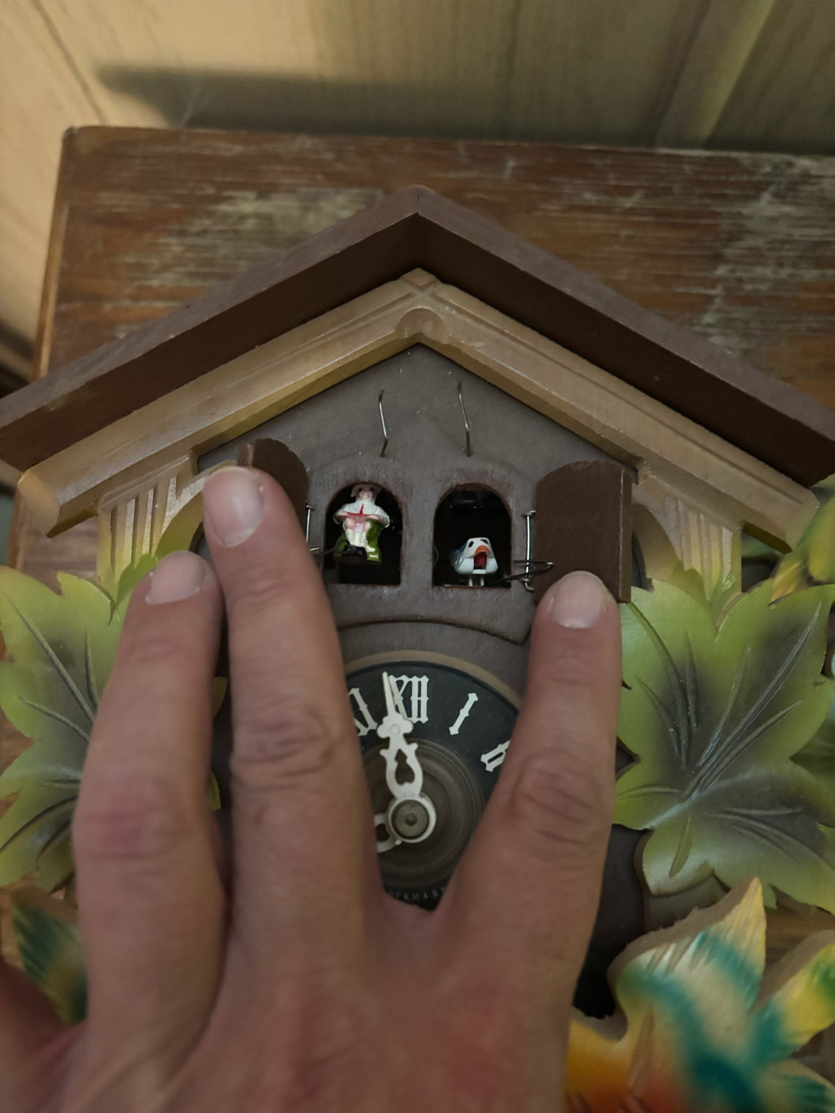K528B Vintage wooden west Germany cuckoo clock