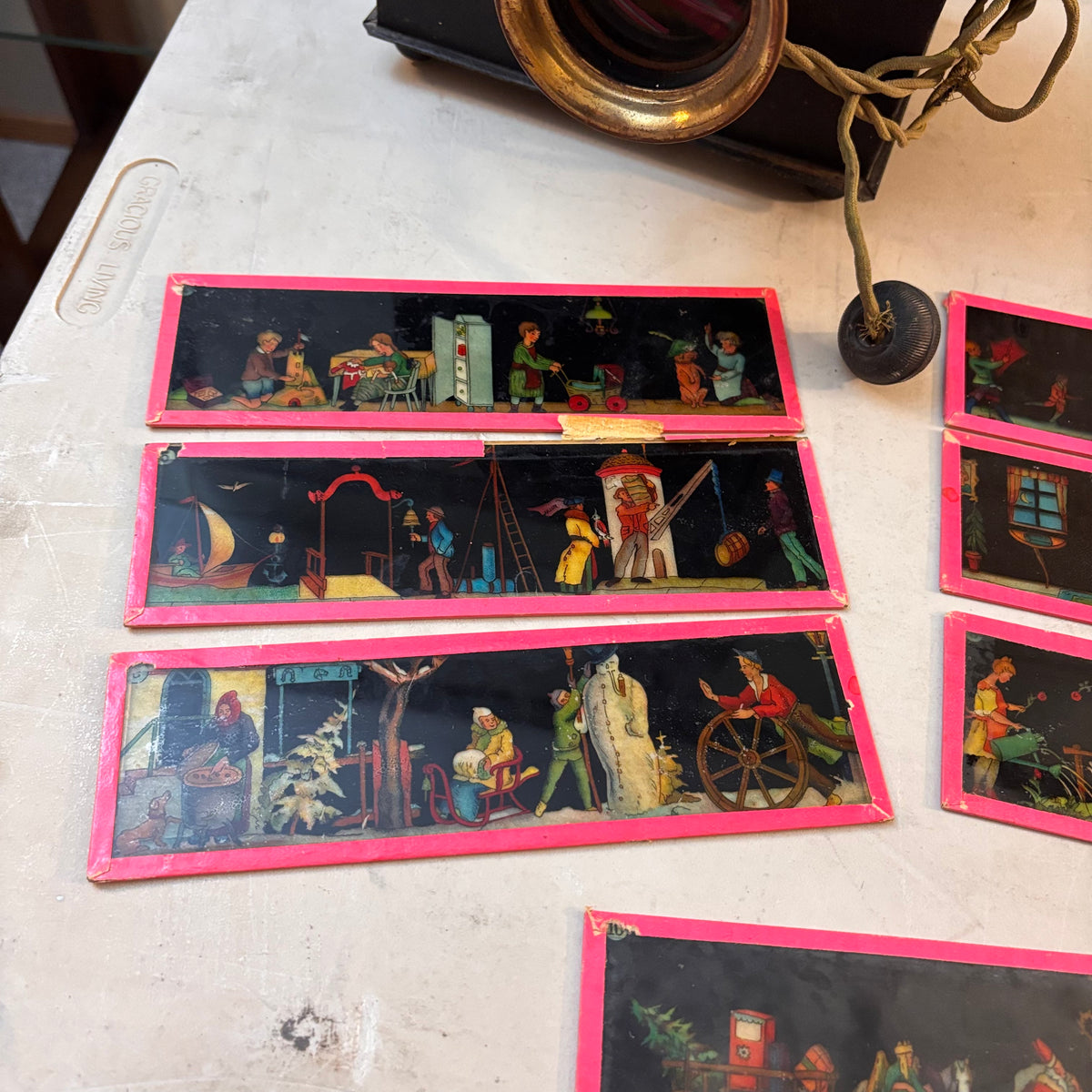K518 Vintage Electric Magic Lantern projector with 7 slides(untested, table not included)