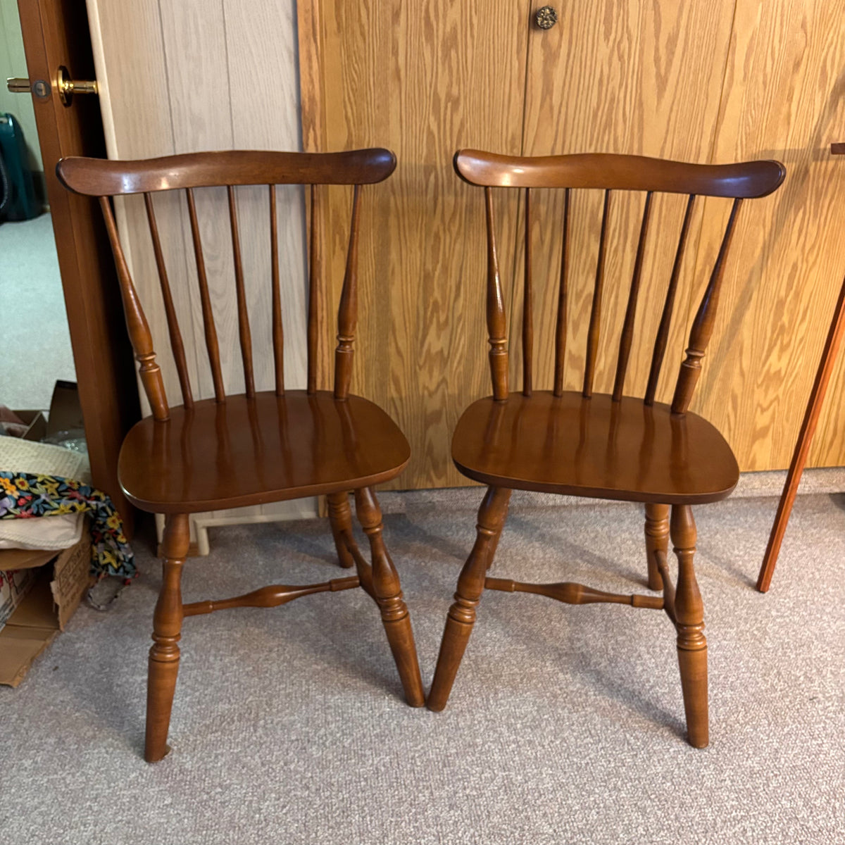 K523 Set of 2 vintage wooden kitchen chairs