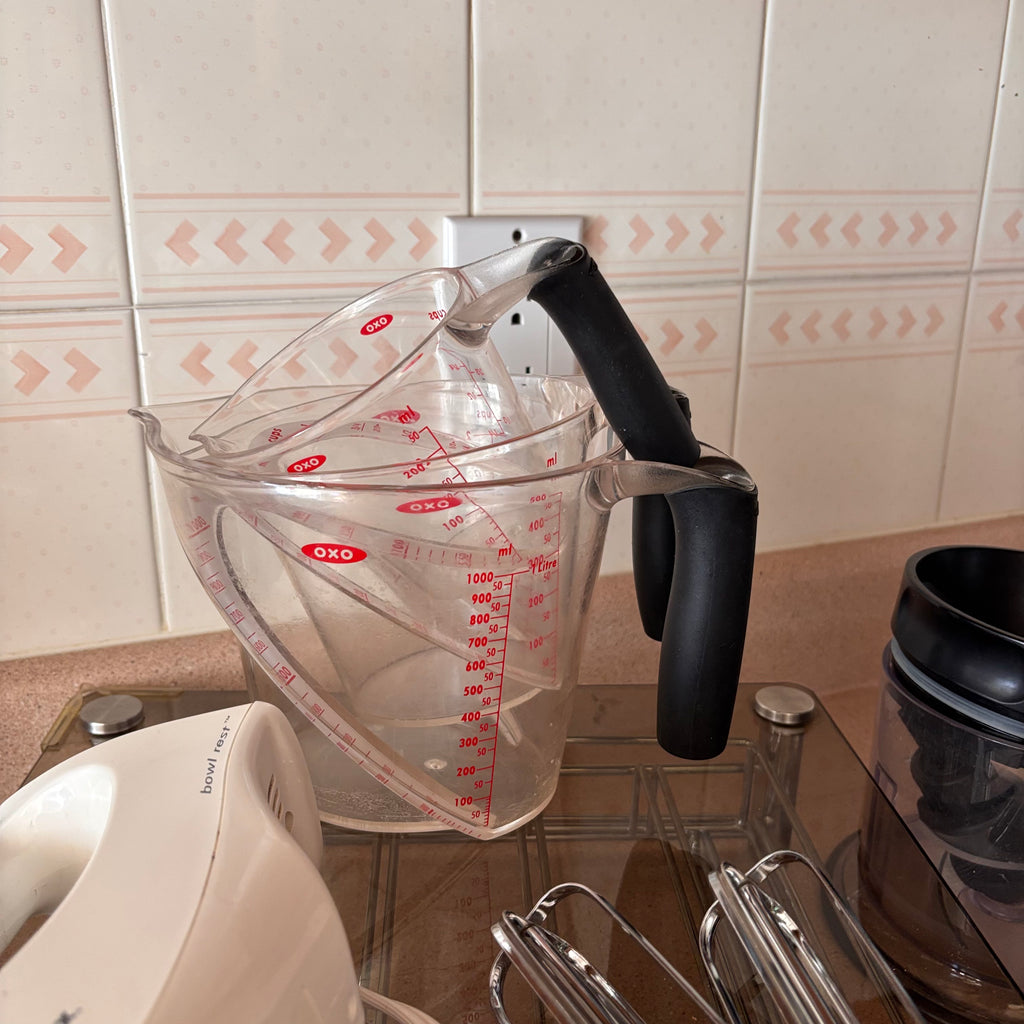 K525 Kitchen Grouping (hand mixer and more)