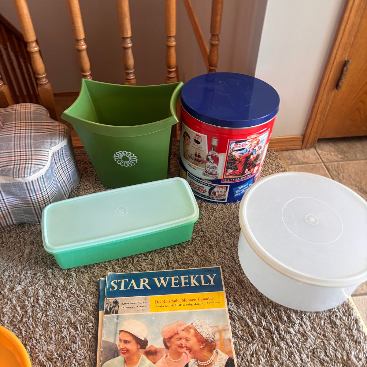 K527 Vintage Tupperware and More Grouping