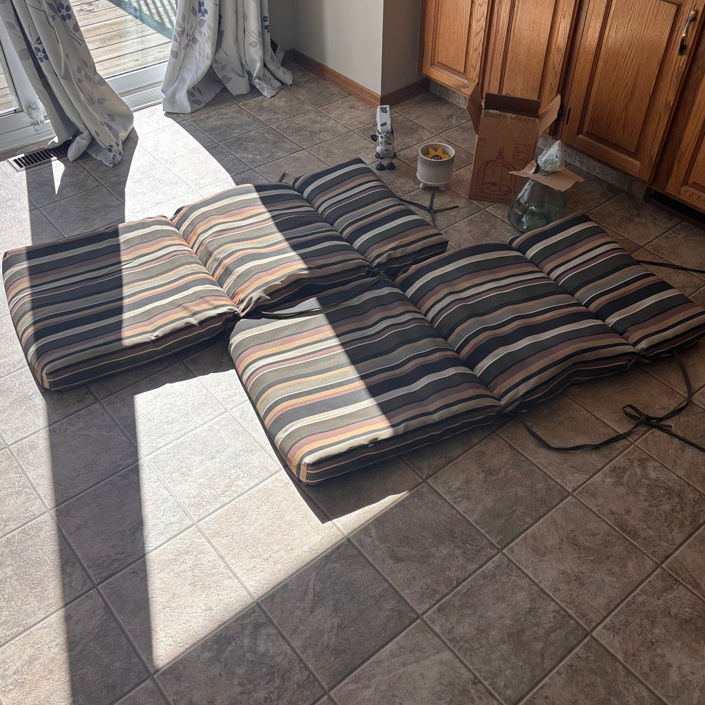 K530 Patio Grouping (lounge cushions and more)