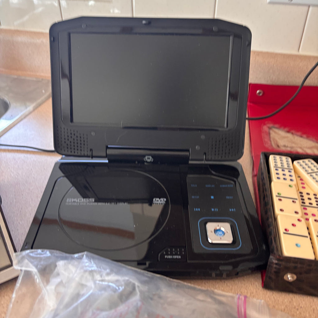 K532 Home Grouping (portable DVD Player and more)