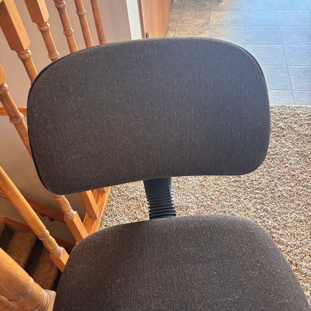K533 Office Chair and ESPN table top curling game