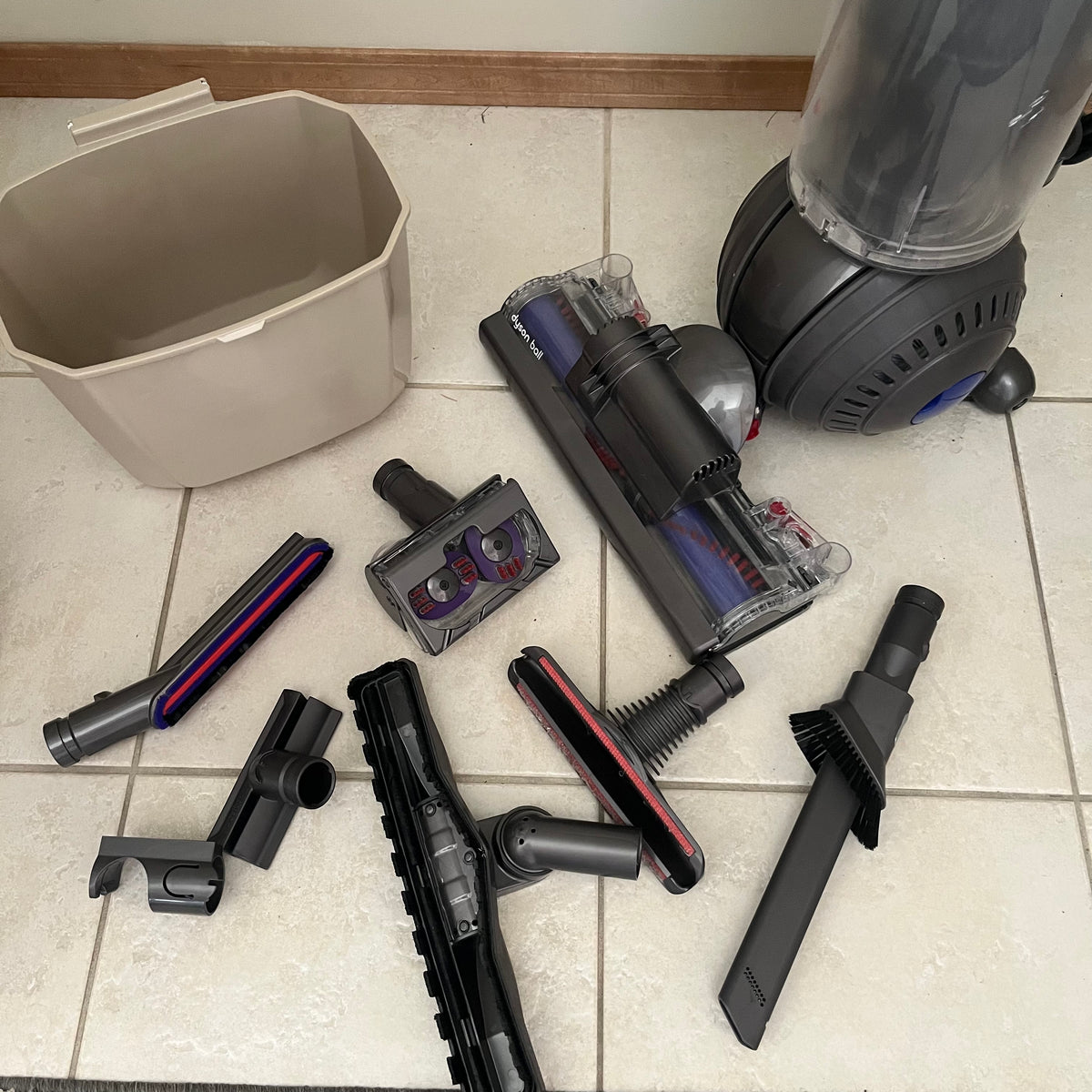 X300 Dyson upright ball vacuum cleaning with accessories