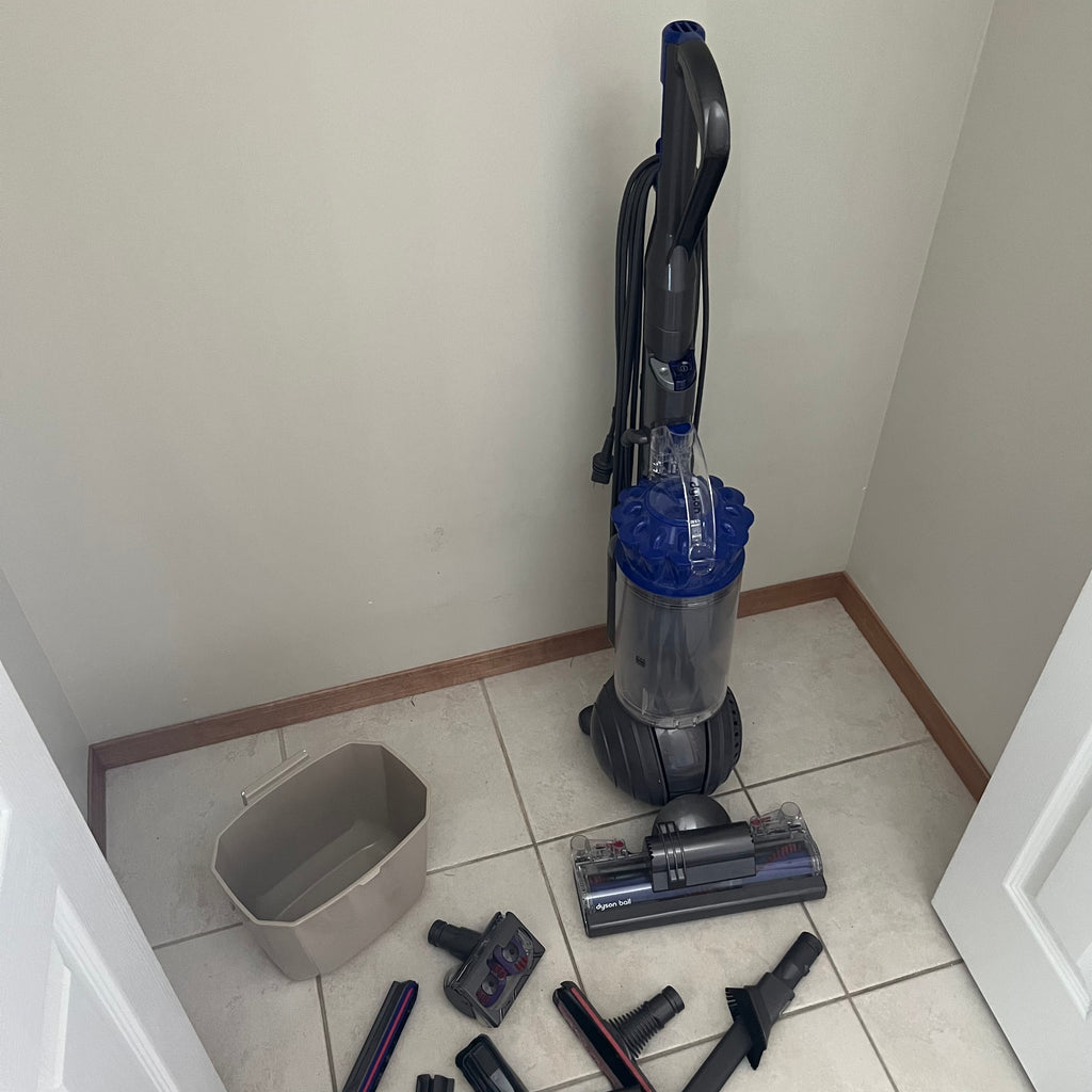 X300 Dyson upright ball vacuum cleaning with accessories