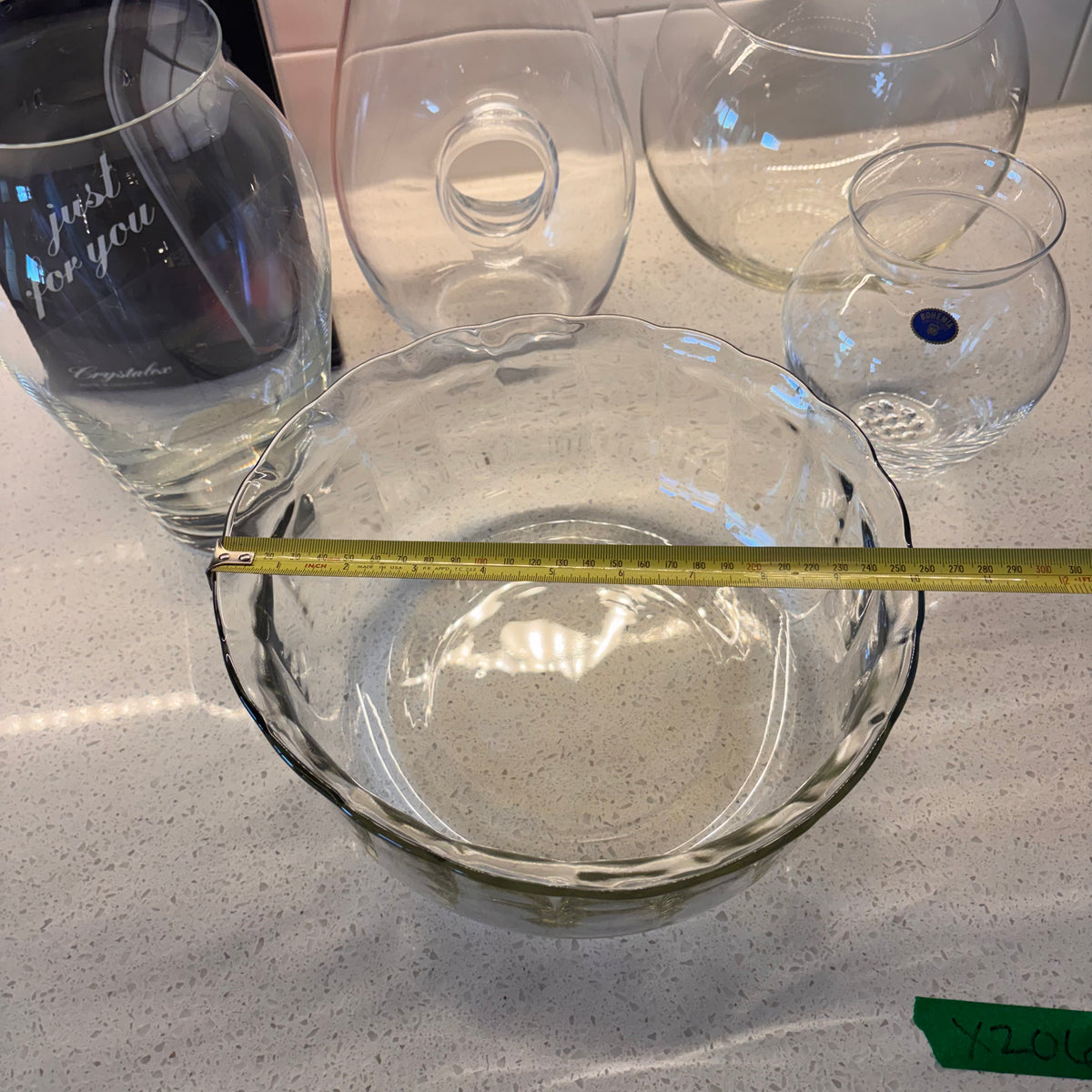 X206 Clear Glassware Grouping (vases and more)