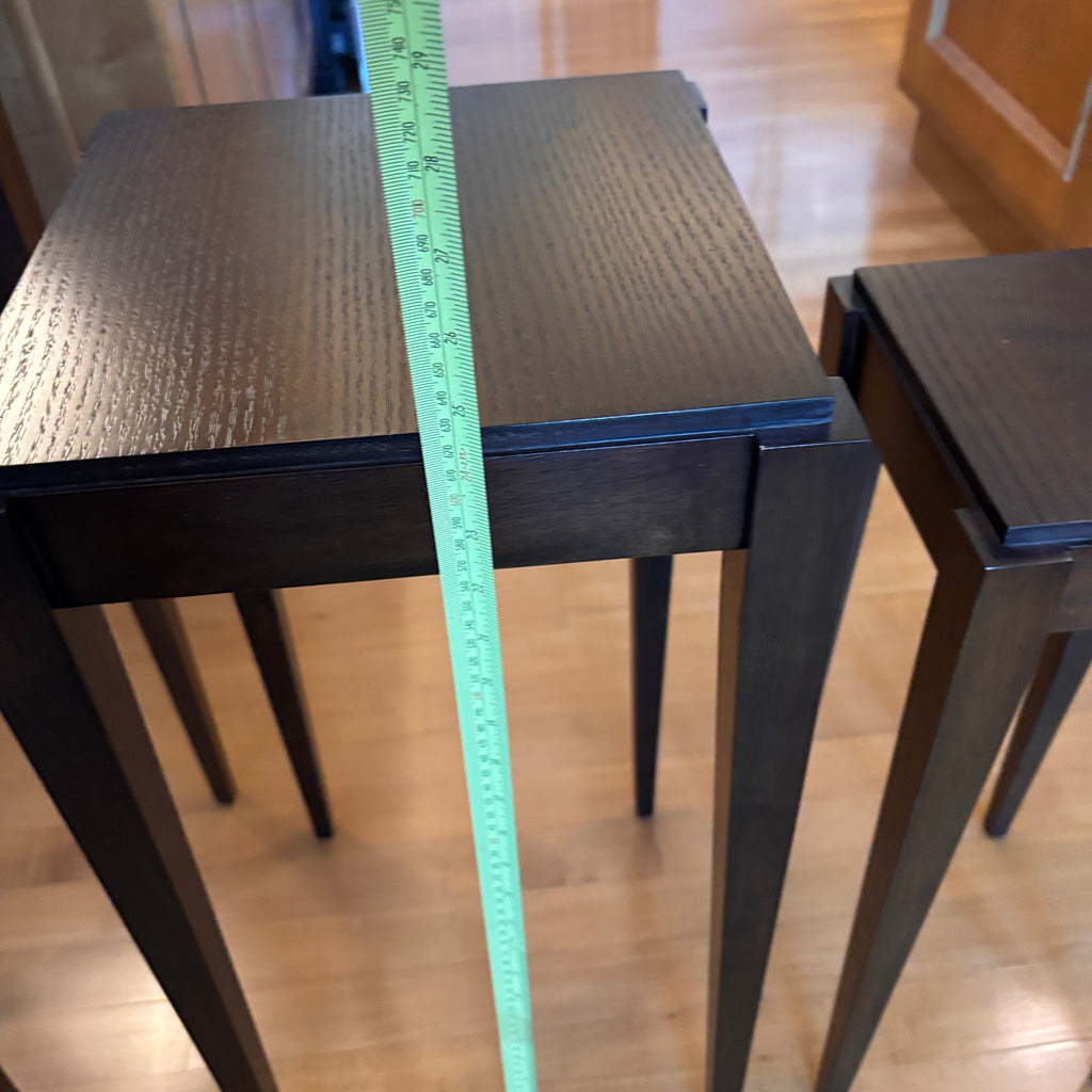 X207 Set of 3 Dark wood nesting tables with square tops