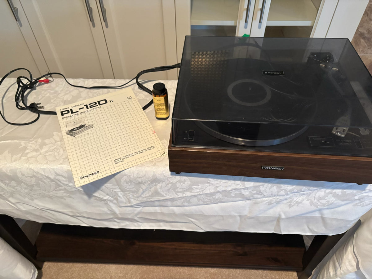 X103 Vintage Pioneer PL-120D turntable