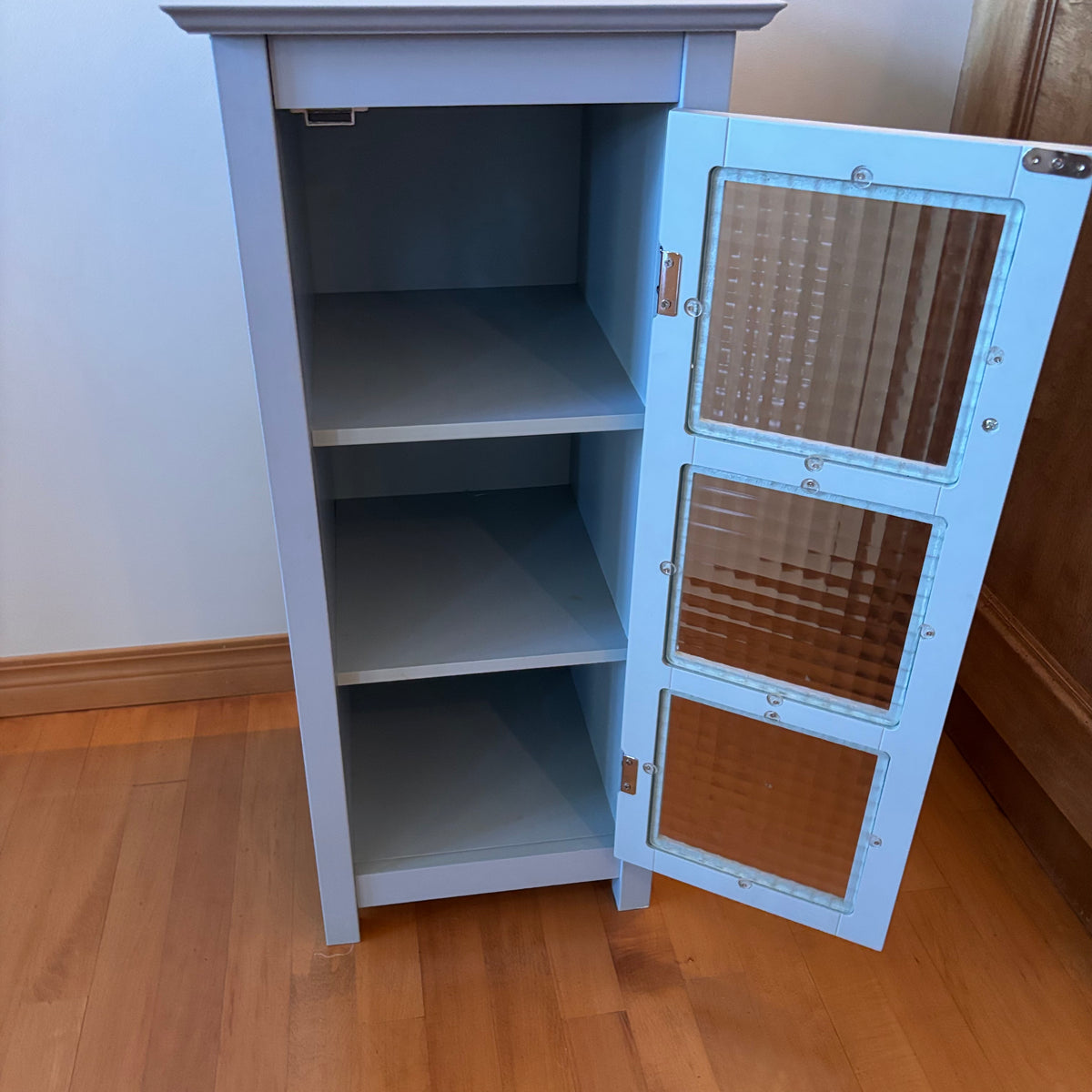 X209 Light blue Wooden farmhouse style glass door cabinet (mark on top)