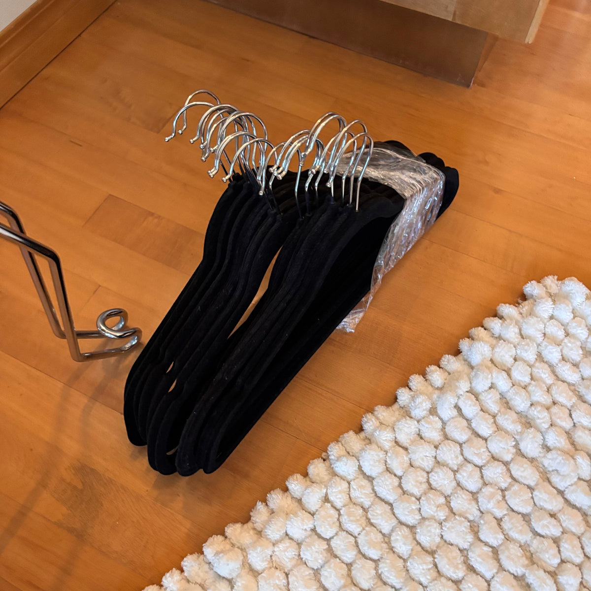X210 Home Grouping (hangers and more)