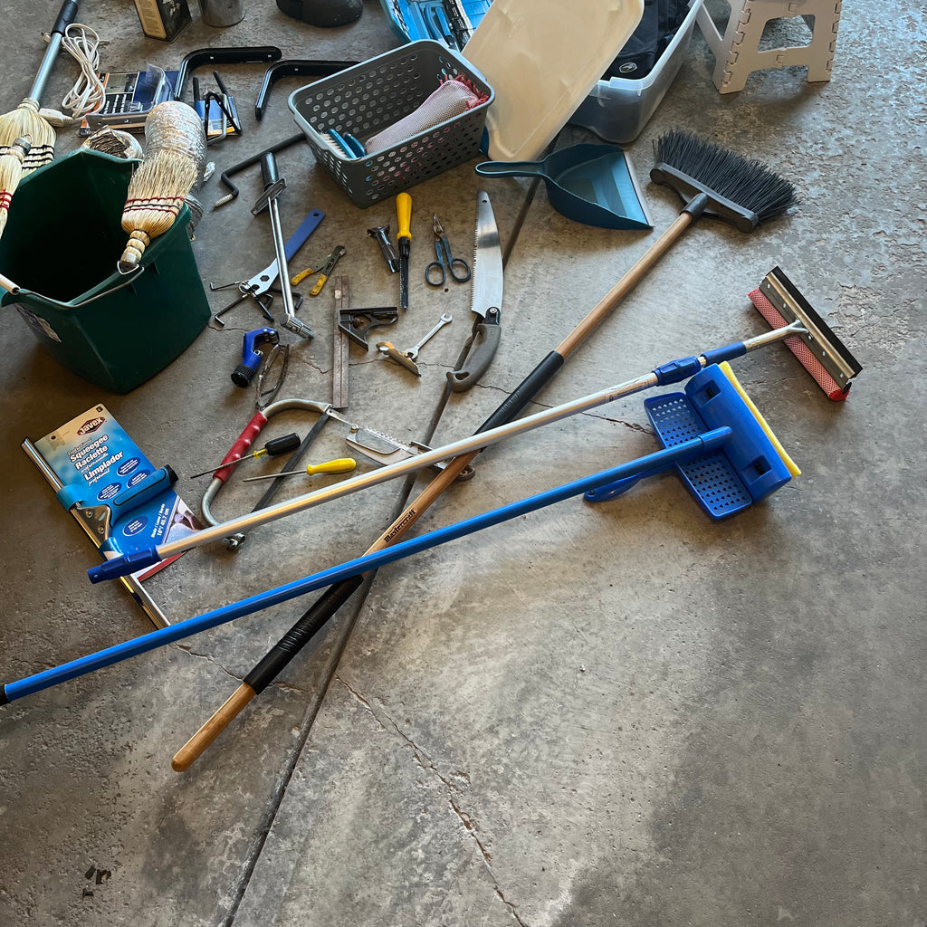 X302 Garage Grouping (squeegees and more)