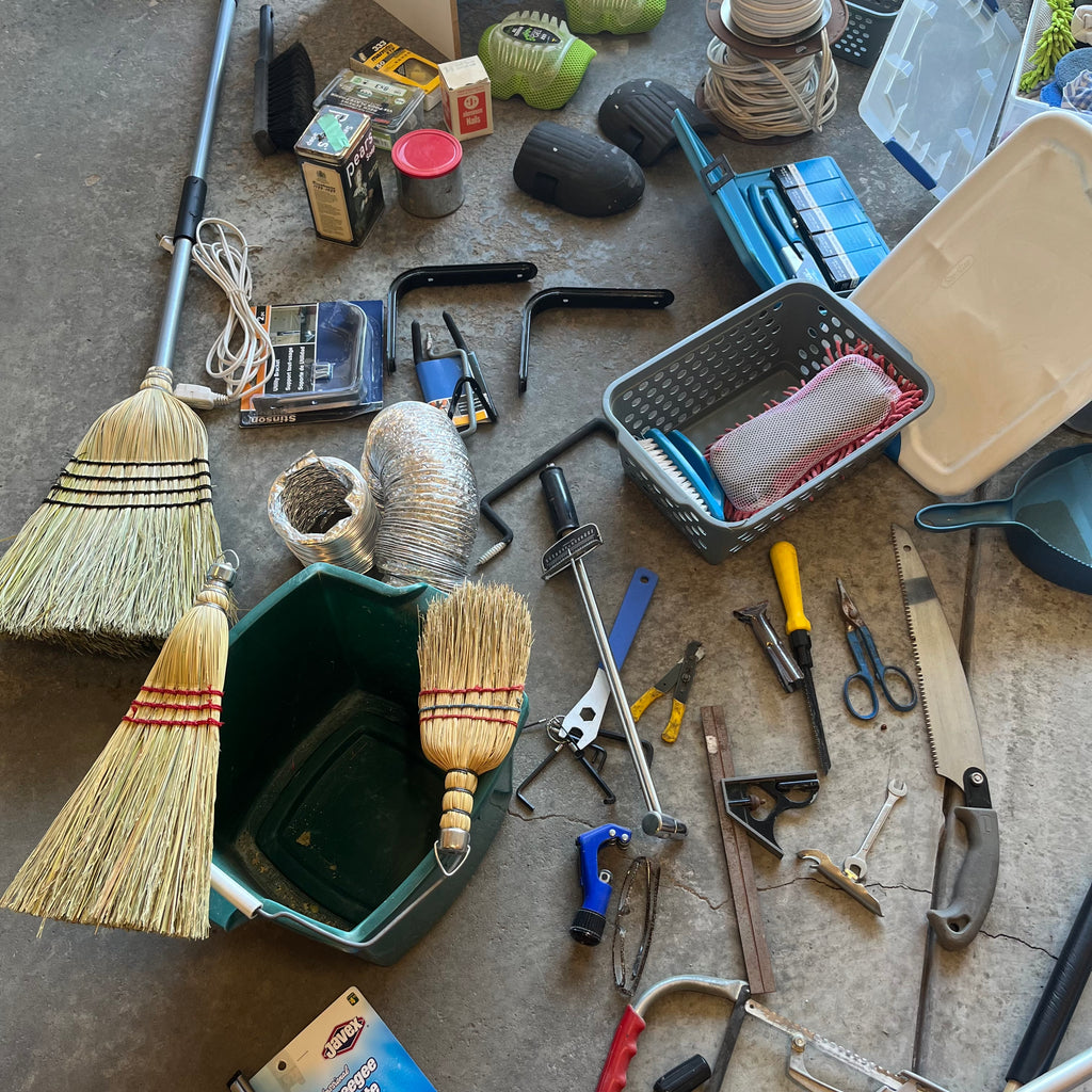X302 Garage Grouping (squeegees and more)