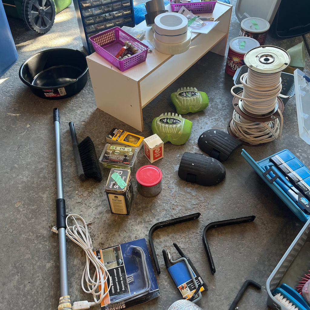 X302 Garage Grouping (squeegees and more)