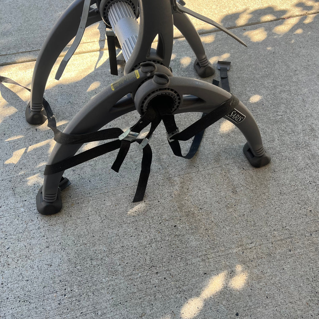 X304 Saris Bones 3 rear car bike rack