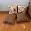 X222 Set of 4 throw pillows