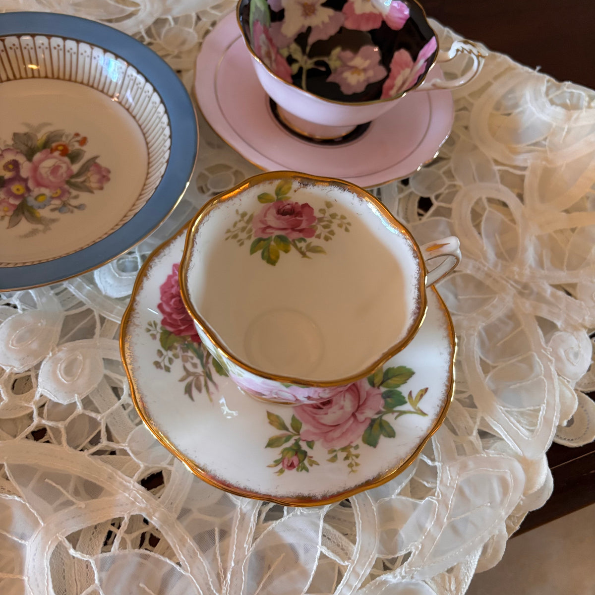 X222A Home Decor Grouping (china and more)