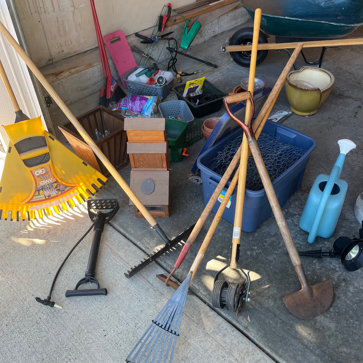 X306 Garage Grouping (fertilizer spreader and more)