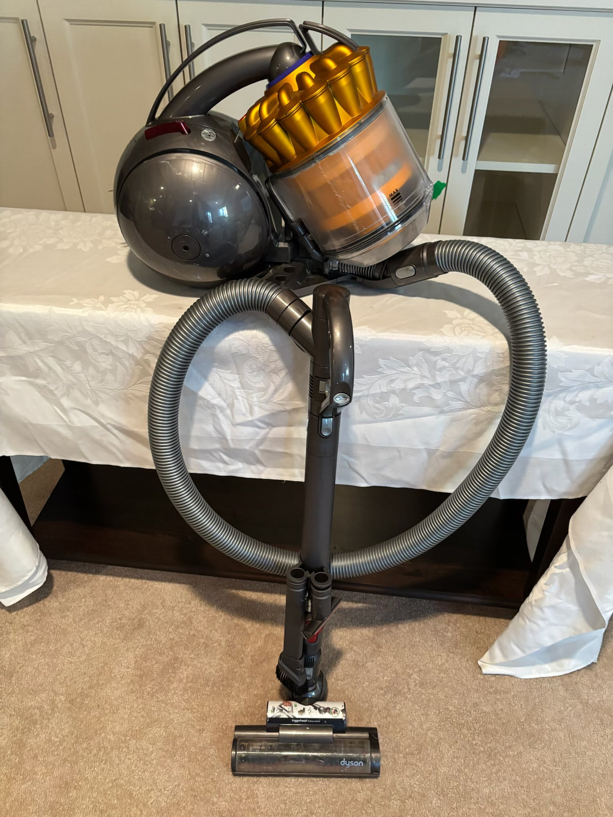 X121 Dyson DC39 Big Ball Vacuum