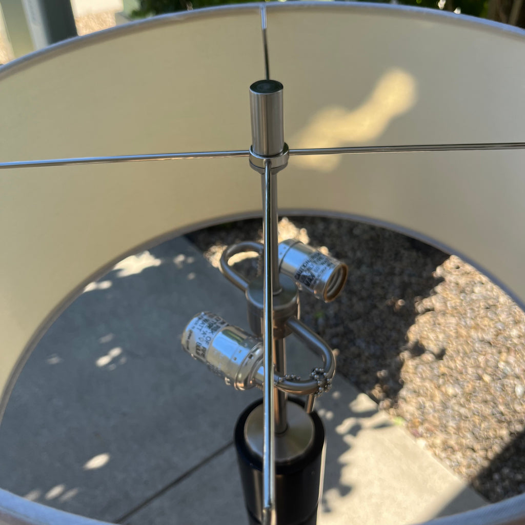 X312 Floor lamp with metal base (62" high)