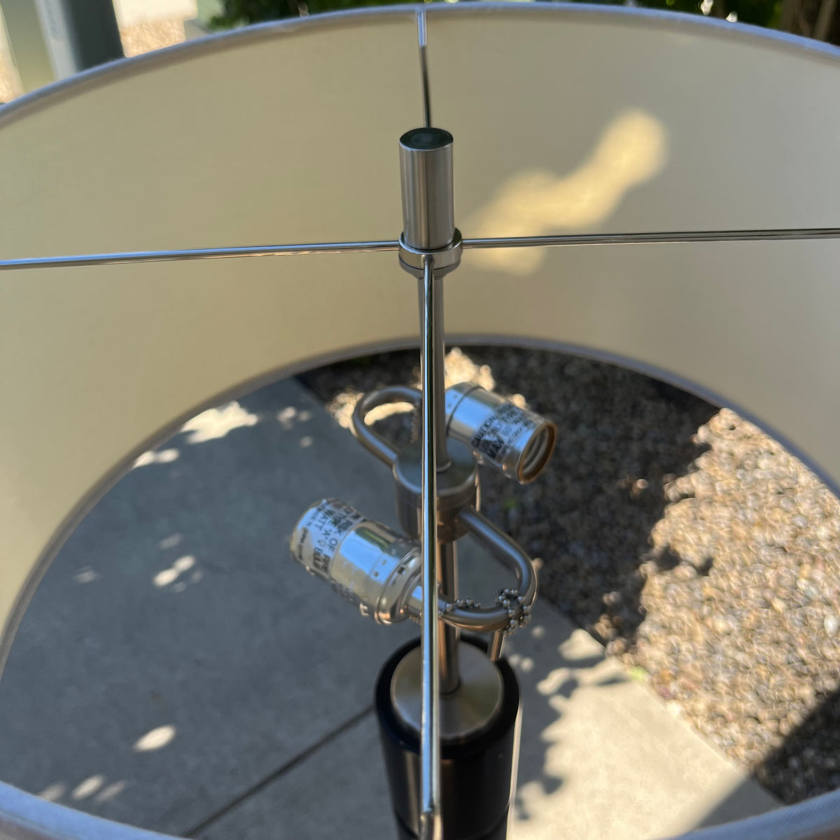 X312 Floor lamp with metal base (62" high)