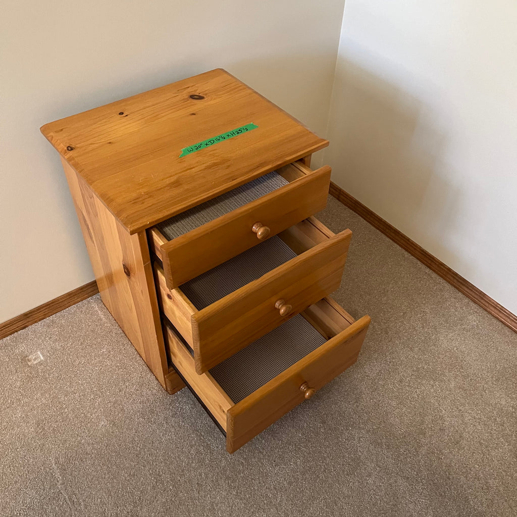 X132 Three drawer pine nightstand (20" x 16"x 26")