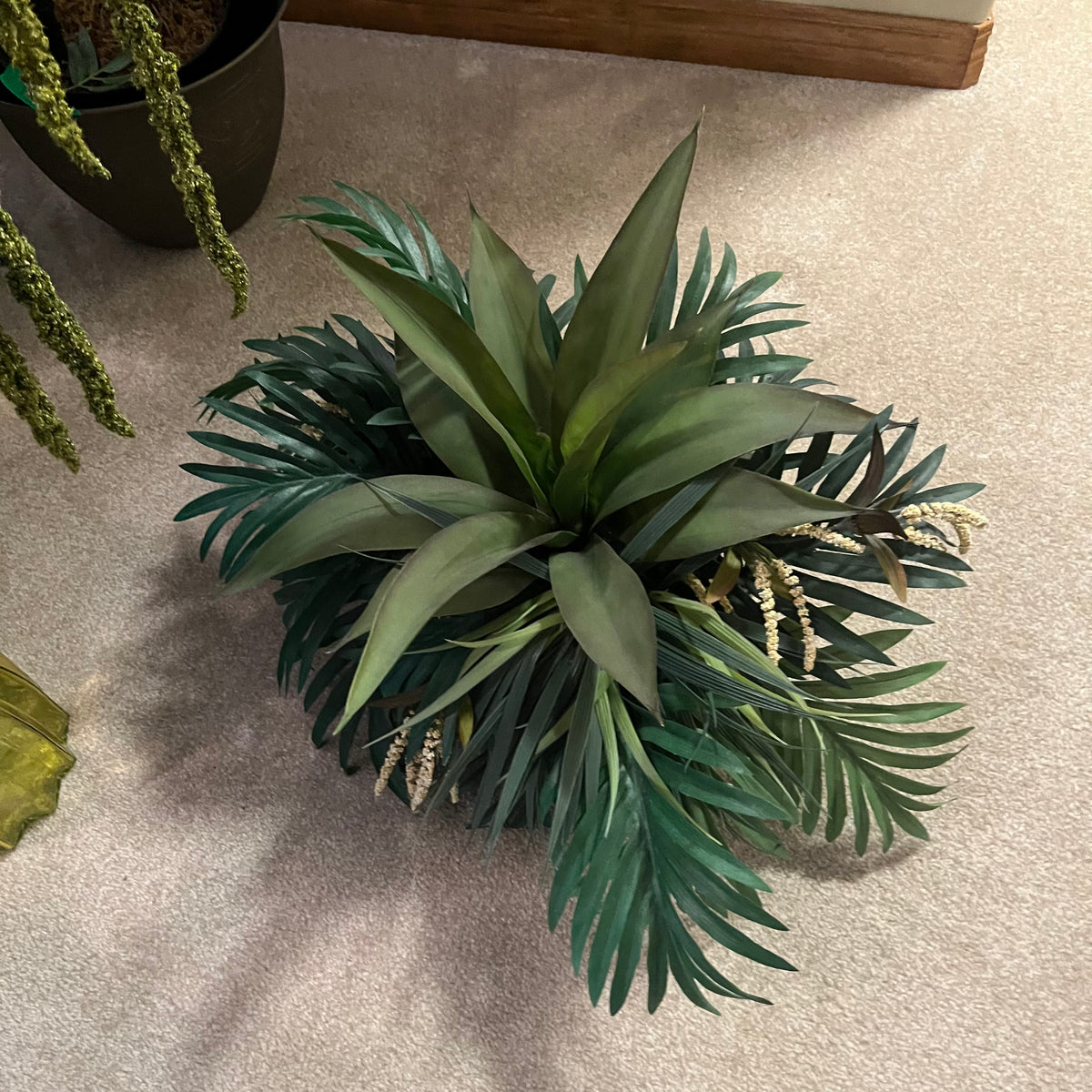 X135 Faux plant grouping