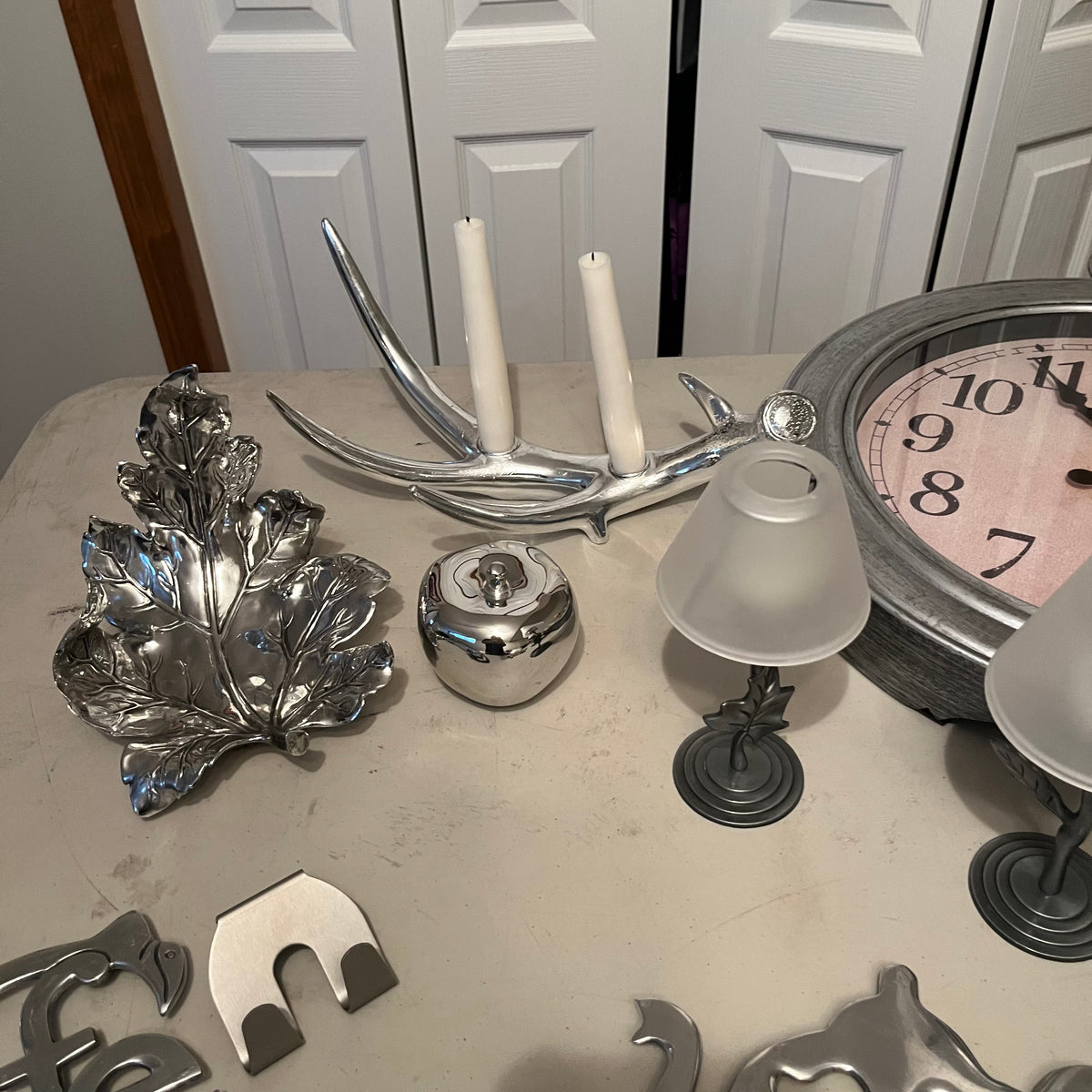 X137 Silver Tone Decor Grouping (wall clock and more)