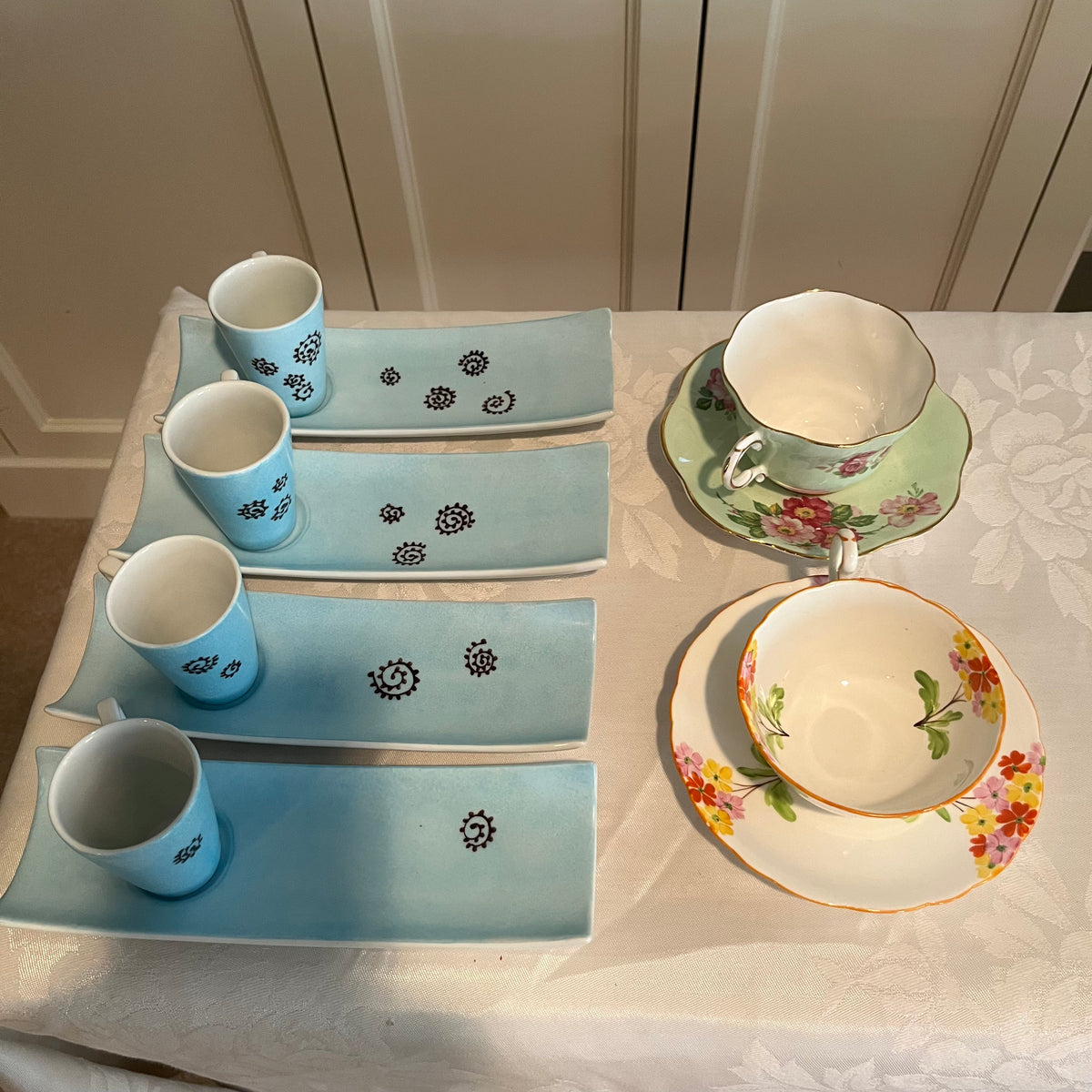 X139 Kitchen Grouping (tea cups and more)