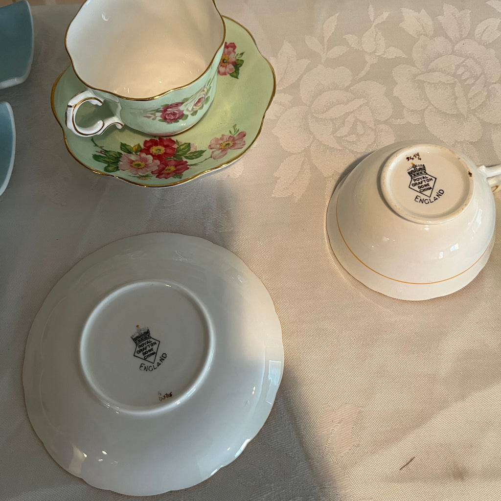 X139 Kitchen Grouping (tea cups and more)