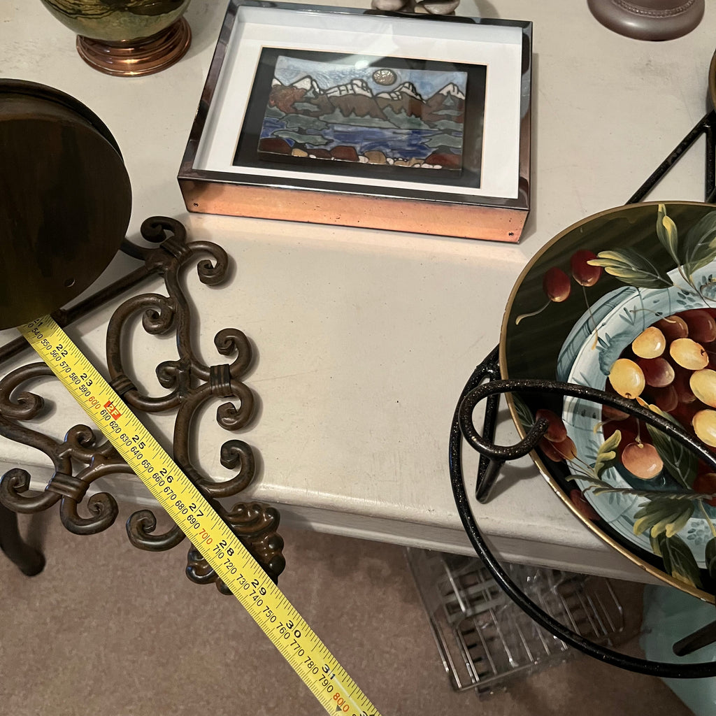 X140 Home Decor Grouping (decorative plates and more)