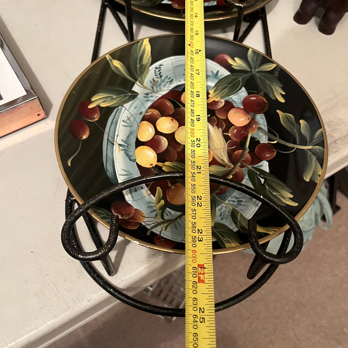 X140 Home Decor Grouping (decorative plates and more)