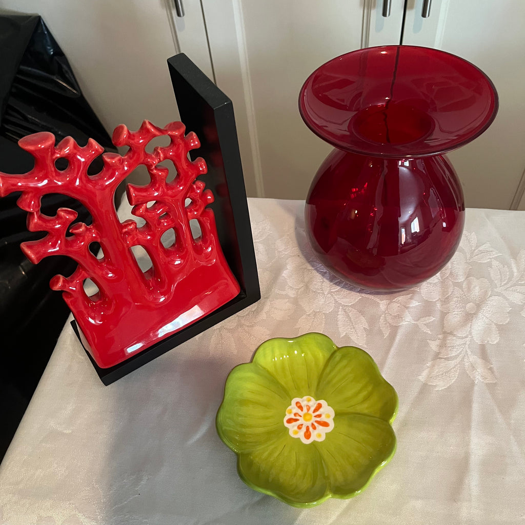 X143 Ceramic Decor Grouping (bookends and more)