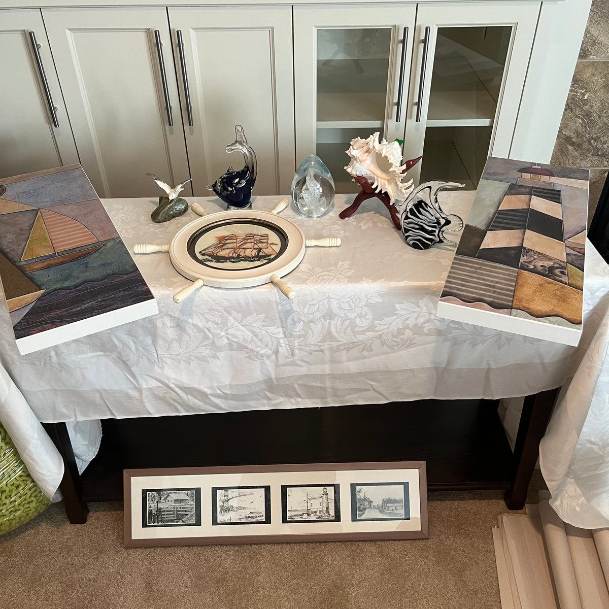X146 Seaside Decor Grouping (conch shell and more)
