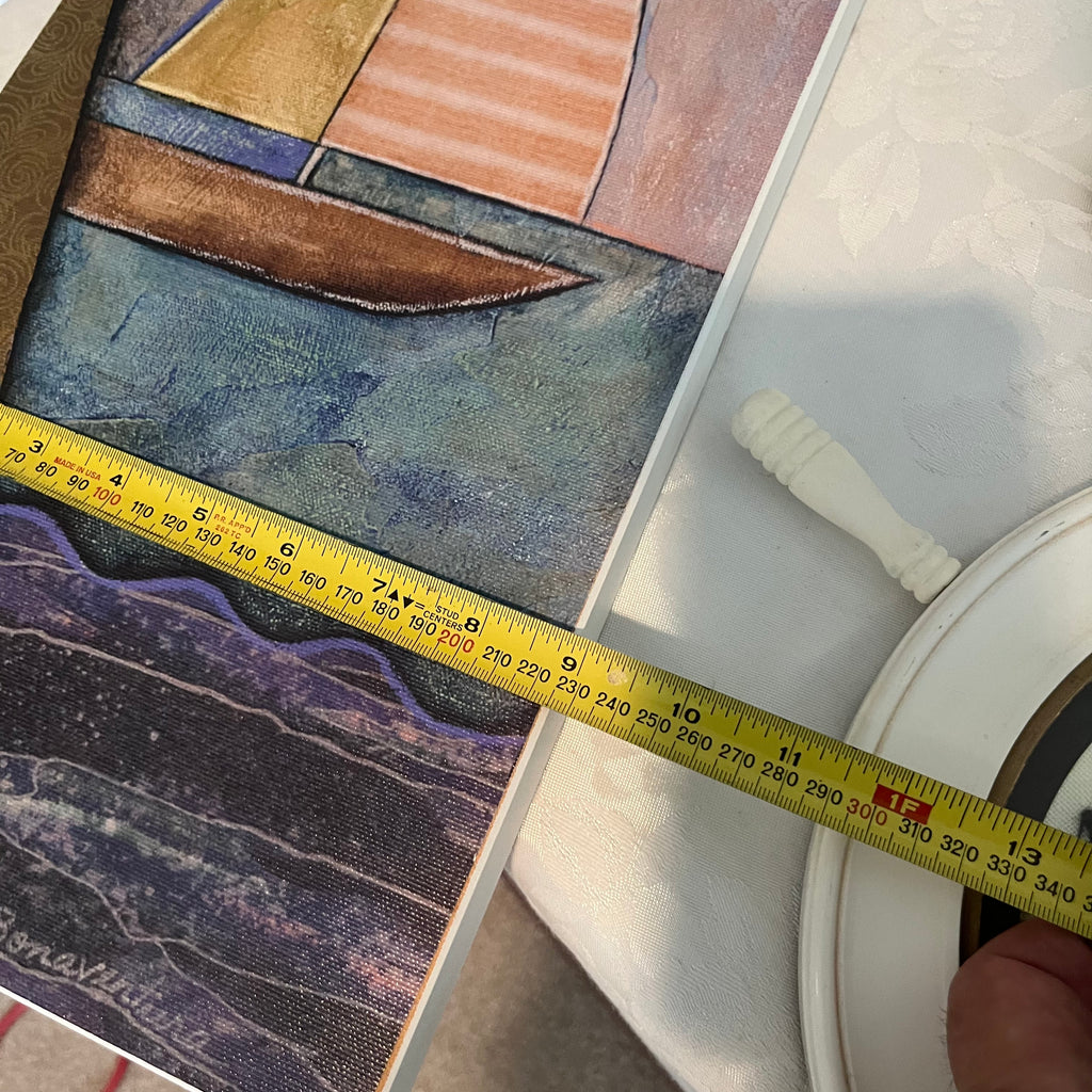 X146 Seaside Decor Grouping (conch shell and more)