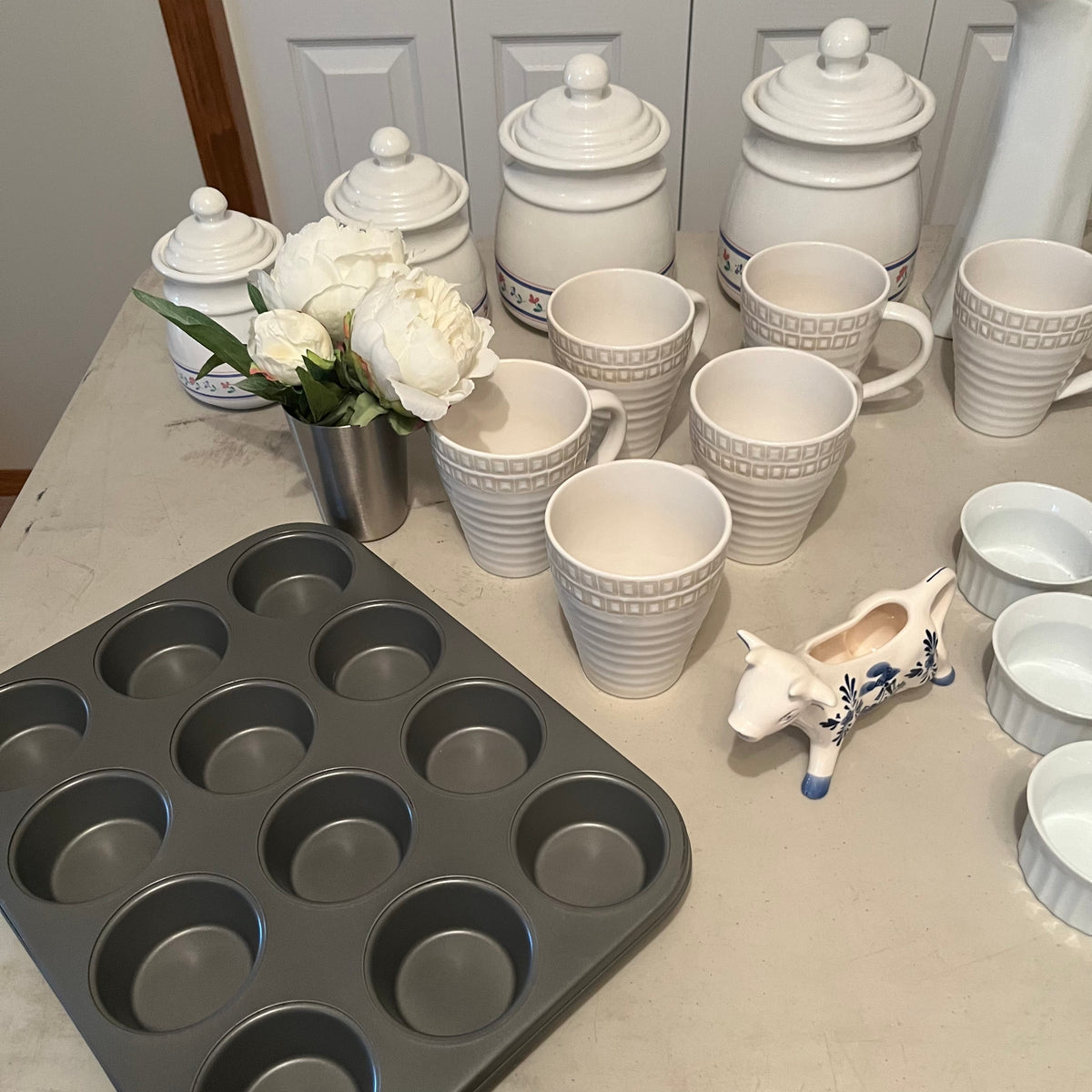 X152 Kitchen Grouping (canisters and more)