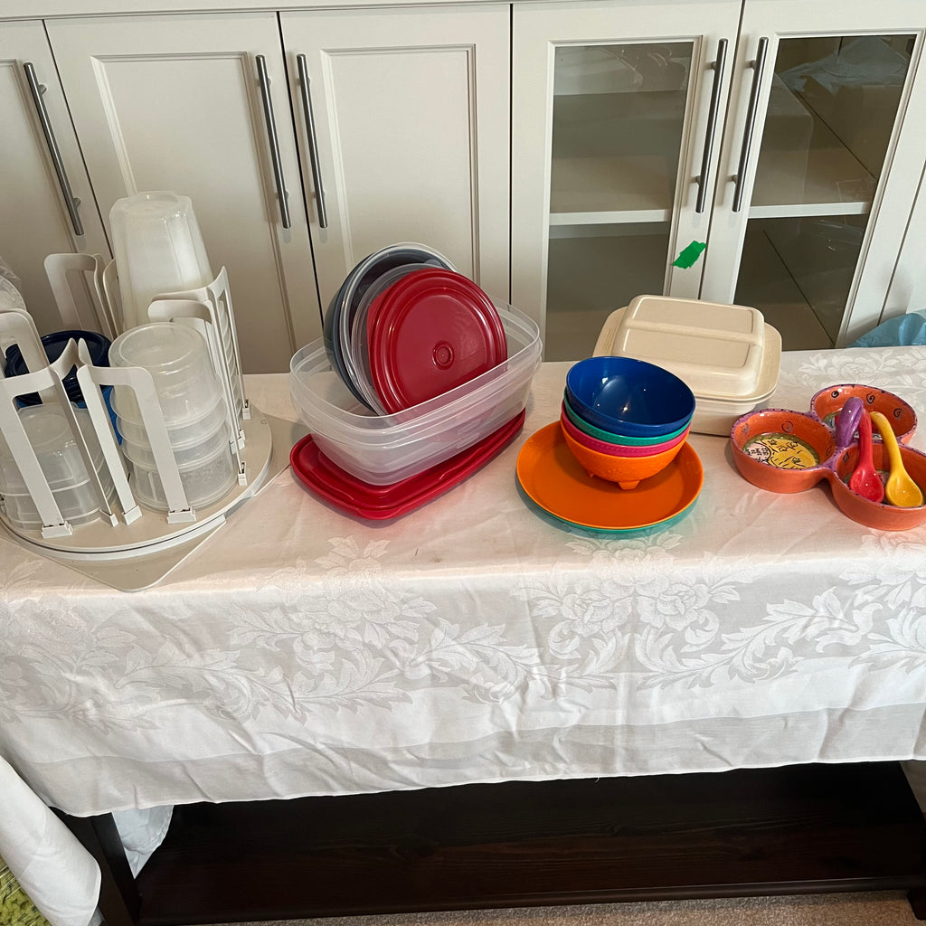 X153 Kitchen Storage Grouping