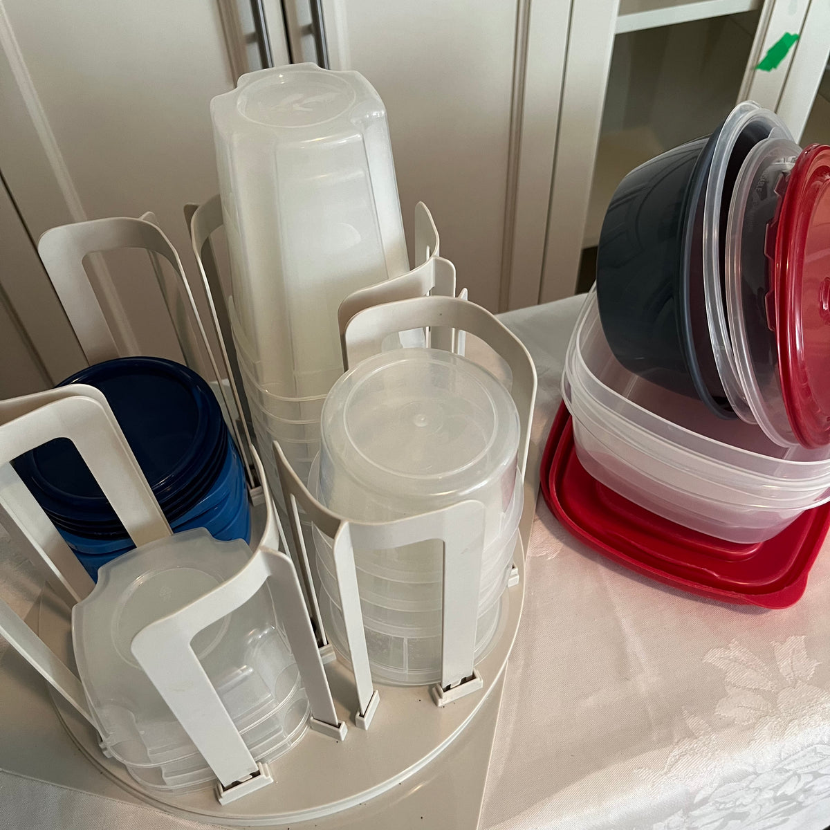 X153 Kitchen Storage Grouping