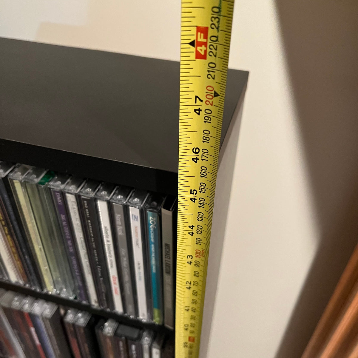 Y342A CD collection with stand