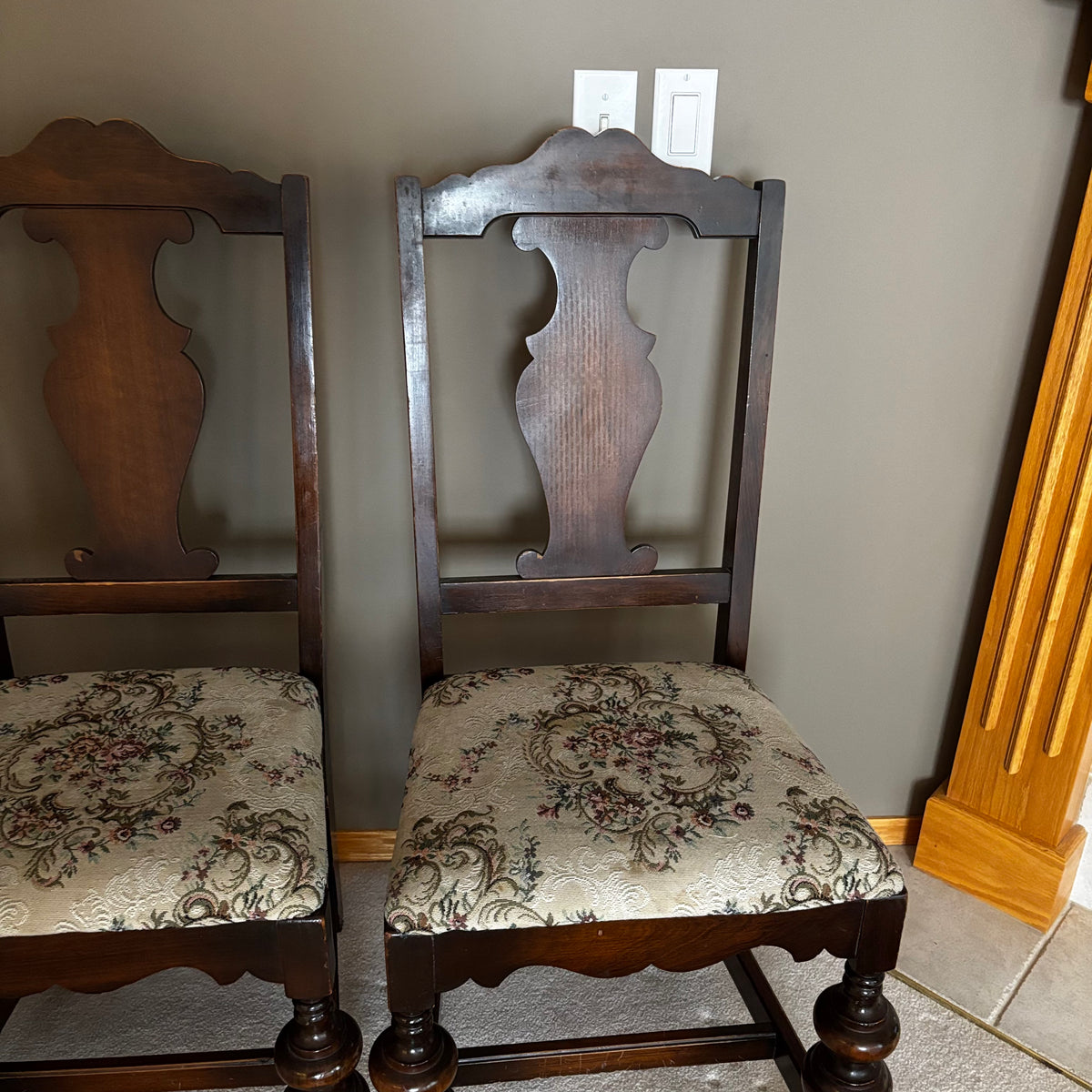 Y108 Set of 6 vintage 1920s oak dining chairs