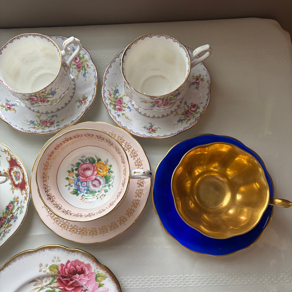 Y109 Vintage assorted tea cup and saucer grouping