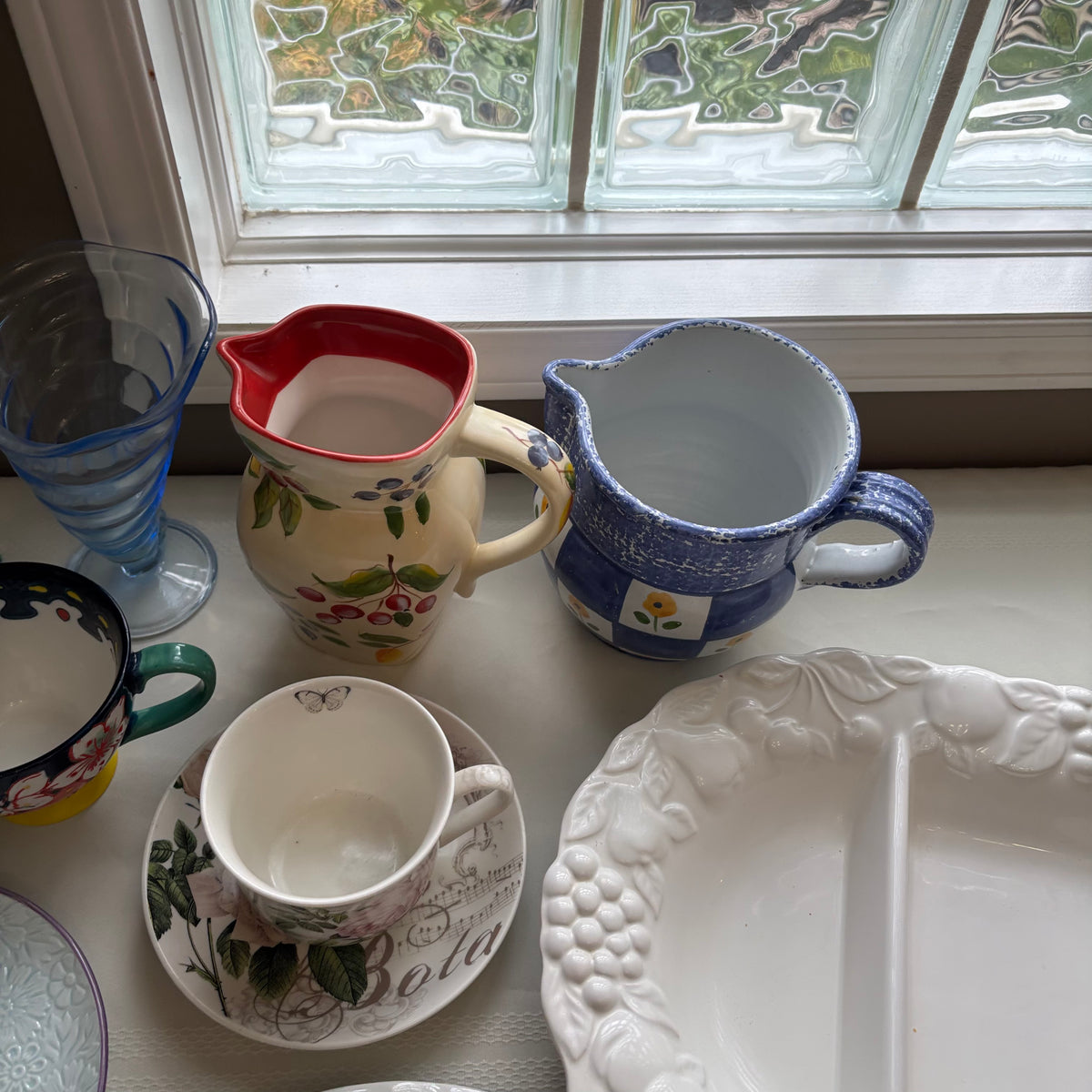 Y111 Vintage Kitchen Grouping (serving platters and more)